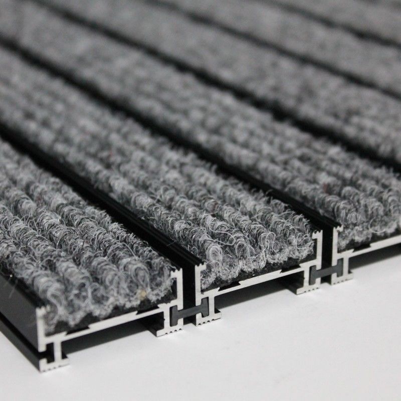 Tapete VIP Aluminio c/t�xtil canelado 18mm Pre�o  M2 
